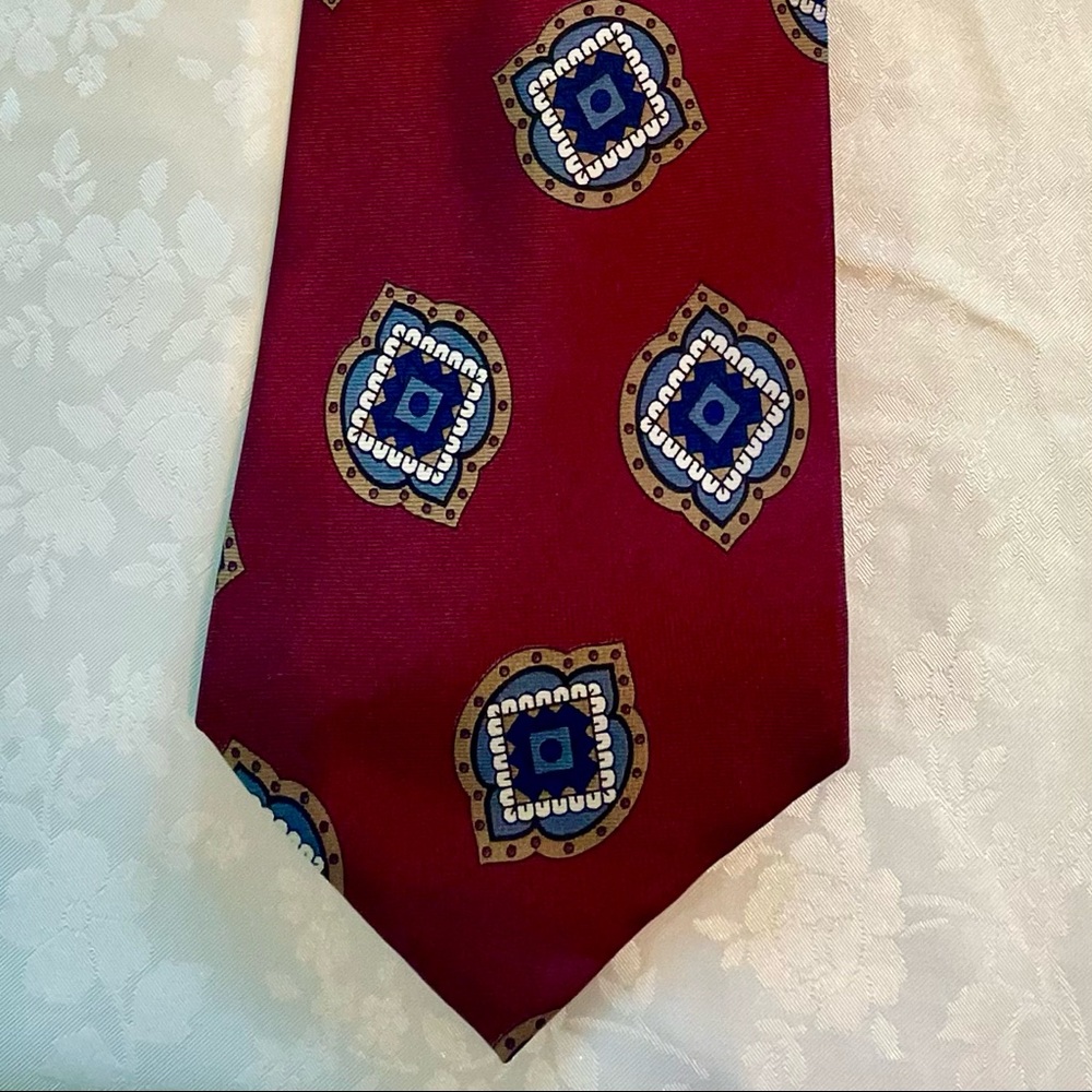 Kuppenheimer 100% Pure Multi-Color Sillk Men's Tie
